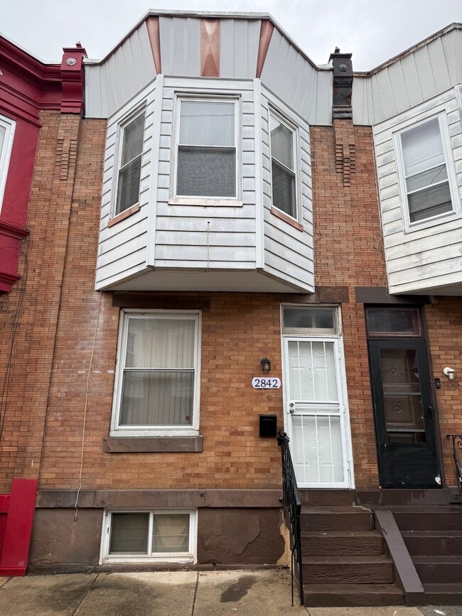 Foto del edificio - 2842 N Stillman St
