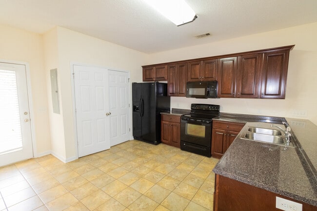 Foto del edificio - 235 Sawgrass Trail