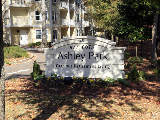 Foto del edificio - Ashley Park