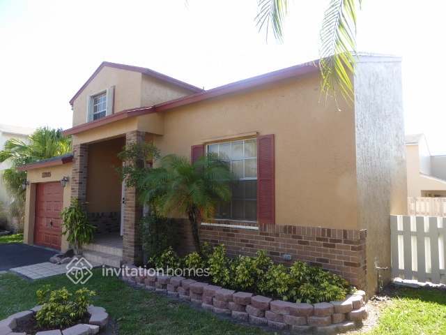 Foto del edificio - 13995 Langley Pl