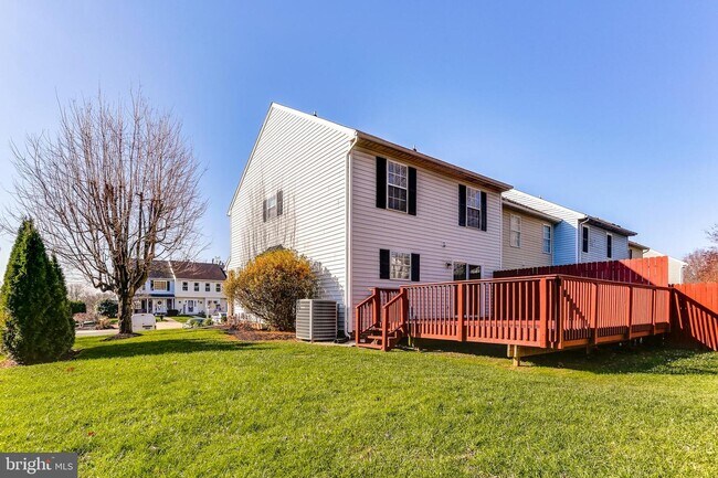 Building Photo - 1457 Landis Cir