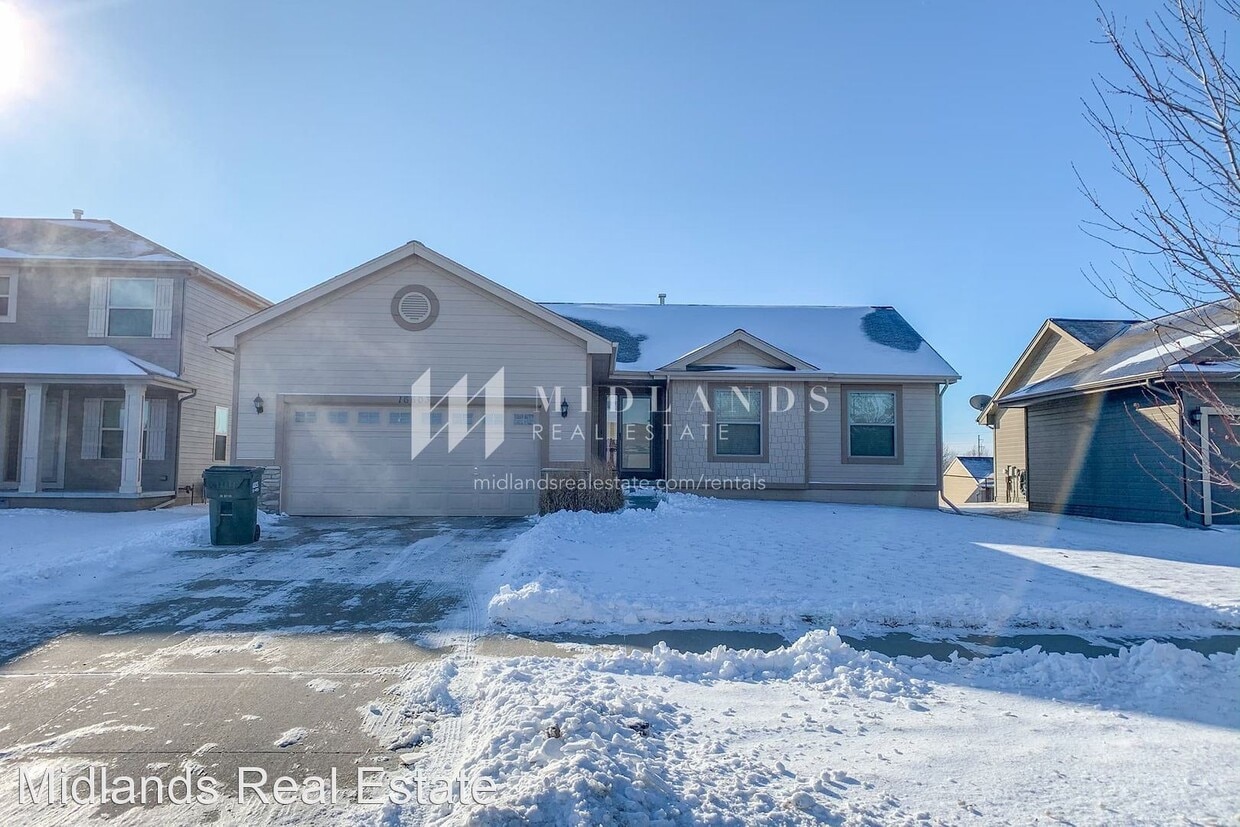 Primary Photo - 3 br, 2 bath House - 16603 Dora Hamann Pkwy