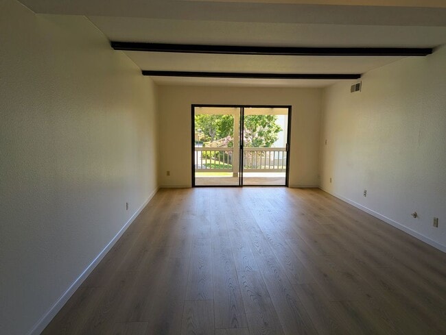 Building Photo - 5069 Cribari Bluff