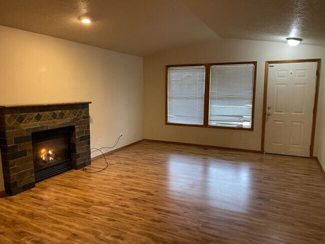 Foto del edificio - Charming 3-Bedroom Home in SE Portland!! F...