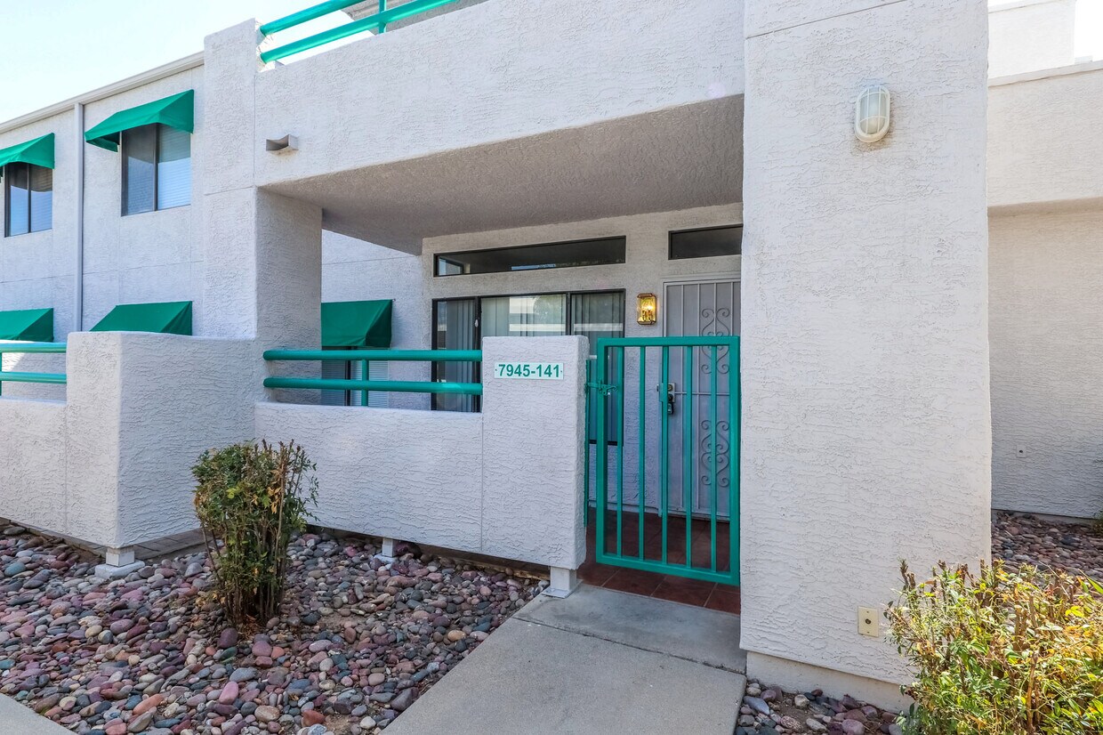 Primary Photo - 7945 E Colette Cir