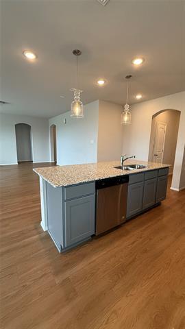 Building Photo - 721 McAdoo Dr