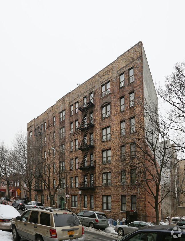 825 Crown St, Brooklyn, NY 11213 - Apartments in Brooklyn, NY ...