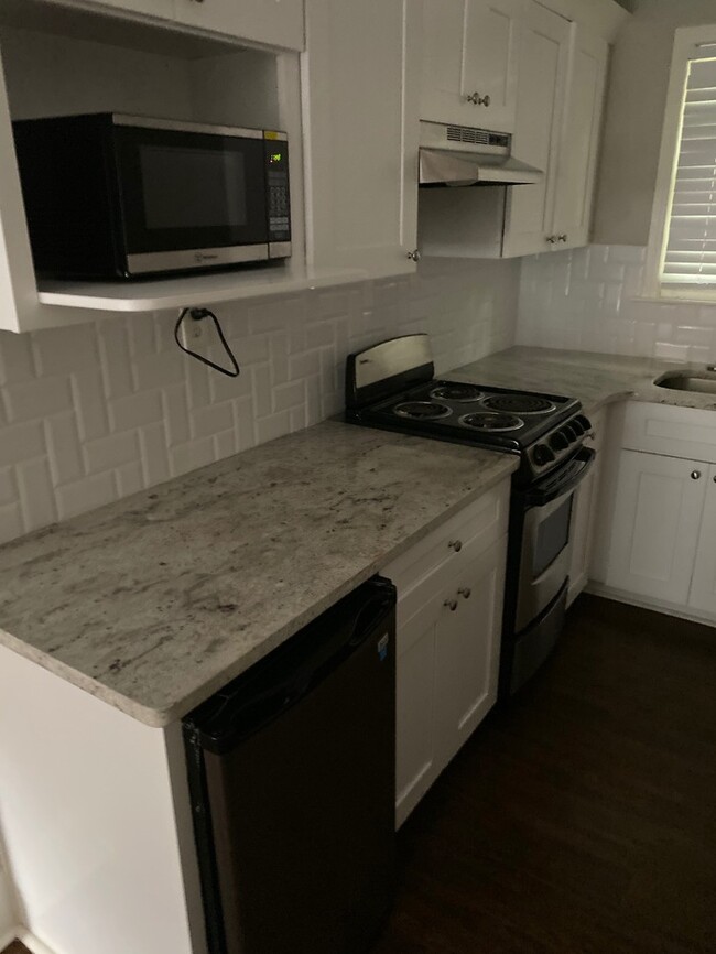 Foto del edificio - 1743 N Decatur Rd