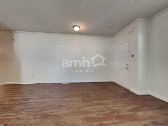 Foto del edificio - 134 Kimeo Way