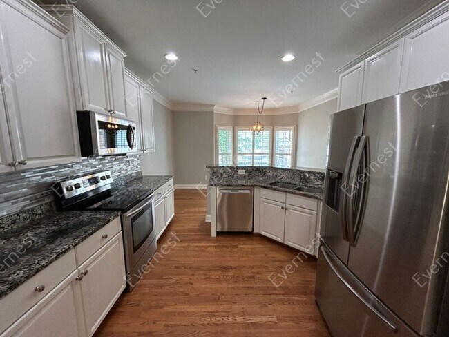 Foto del edificio - 12060 Stone Brook Cove