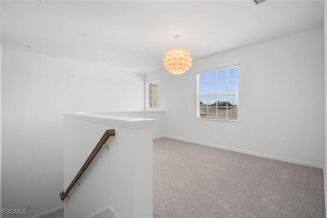 Building Photo - 20660 Hazelnut Ct