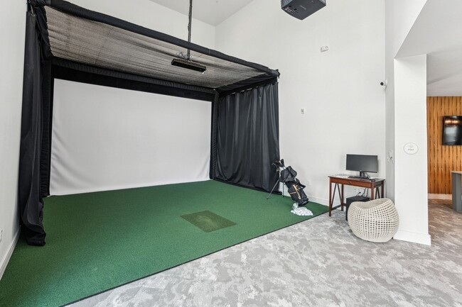 Golf Simulator Bay - Linz Bayview