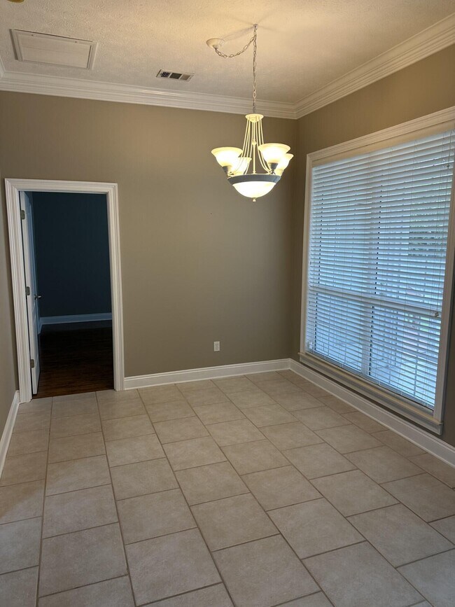 Building Photo - 118 Nautical Way