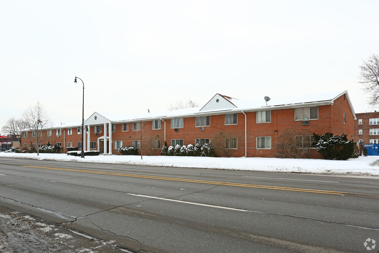 Foto del edificio - West Warren Apartments