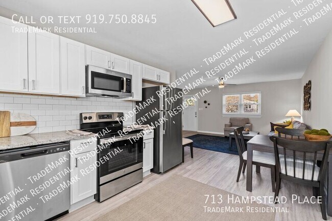 Foto del edificio - 713 Hampstead Pl