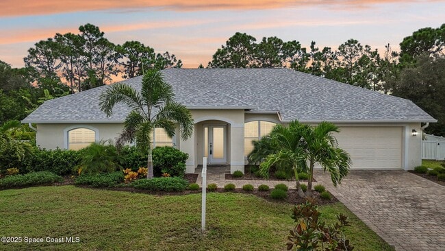 Building Photo - 2051 Thornwood Dr SE