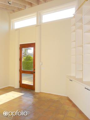 Building Photo - 1095 Stonebridge Dr