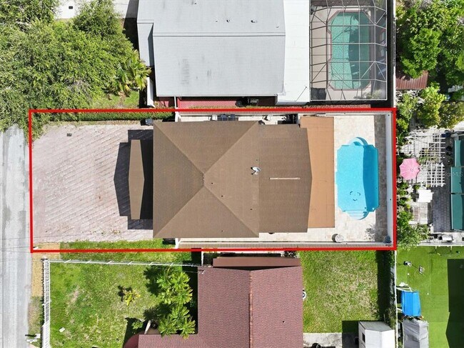 Foto del edificio - 6611 N Hale Ave