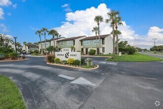 Building Photo - 1028 Apollo Beach Blvd