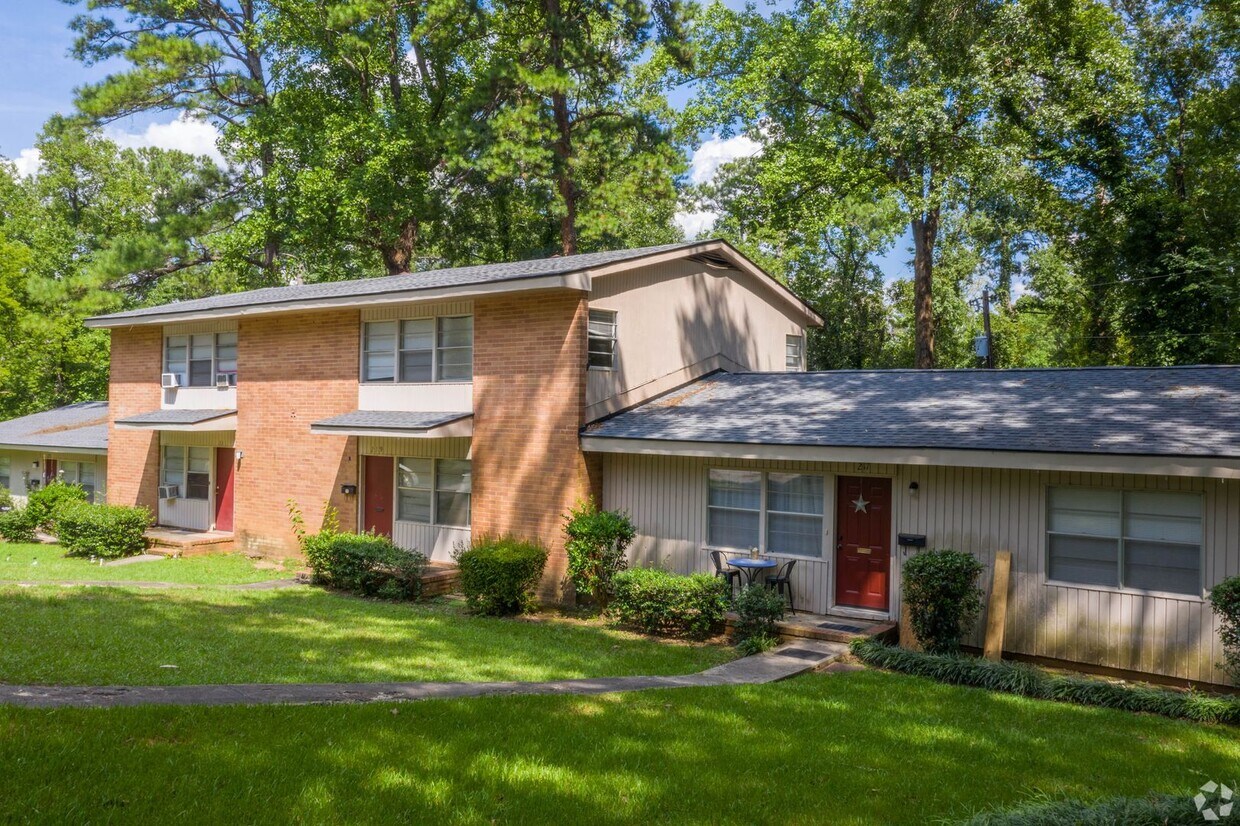 Foto principal - 225 Ridgewood Ave