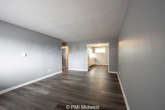 Foto del edificio - 7046 US-36