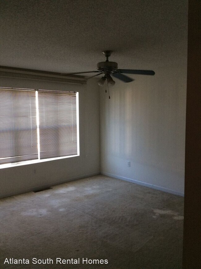 Building Photo - 3 br, 2.5 bath House - 141 Chastain Loop