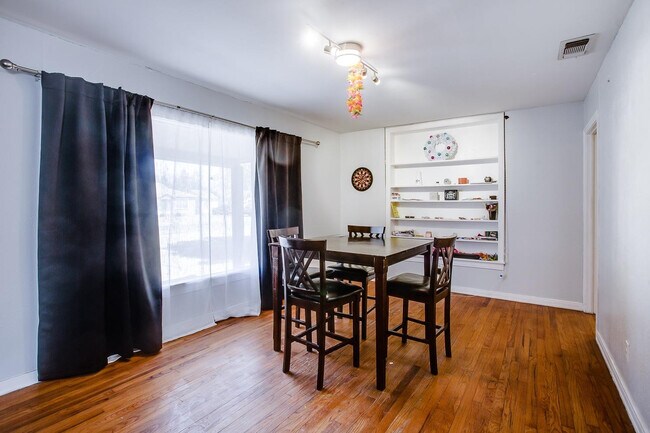 Foto del edificio - 3411 28th St