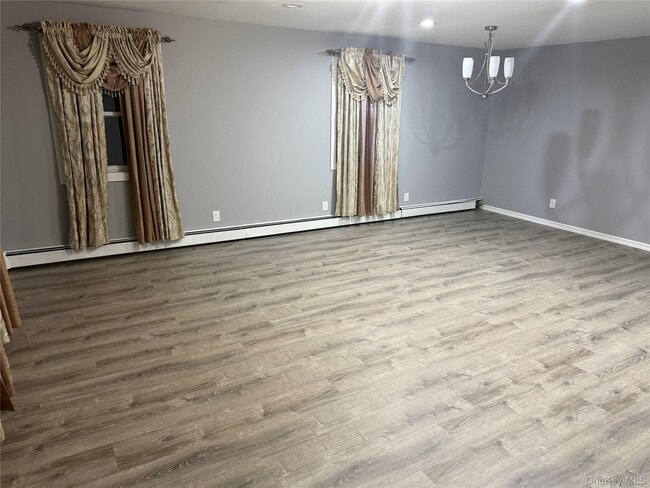 Foto del edificio - 133-30 125th St