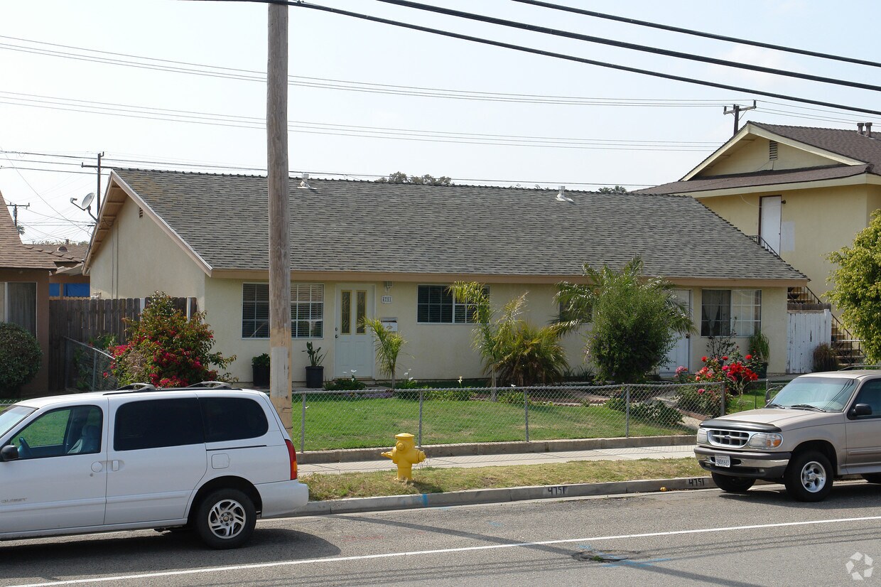 Primary Photo - 4747-4751 Olds Rd