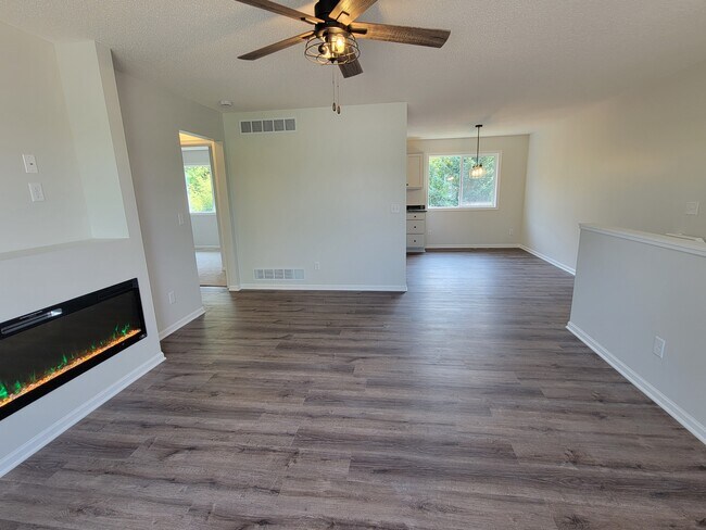 Foto del edificio - 6984 91st St NE