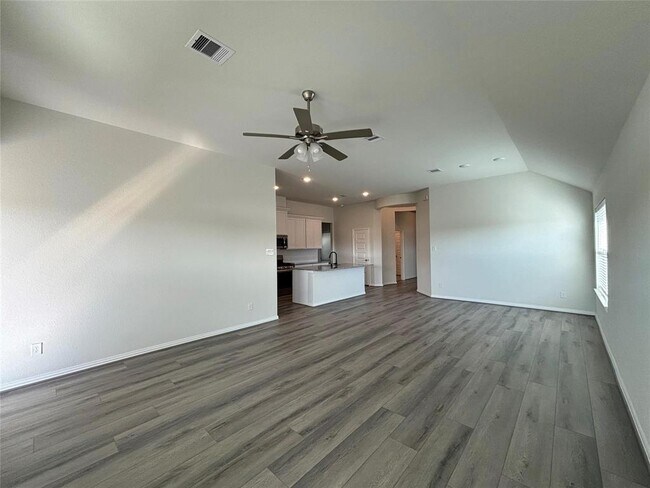 Foto del edificio - 27623 Beachside Arbor Dr