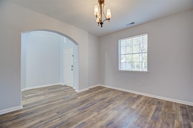 Building Photo - 32306 Summer Park Ln
