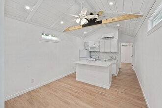 Building Photo - 720 Pritchett Ln