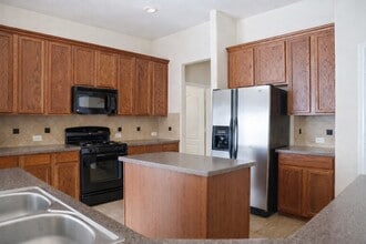 Building Photo - 8515 Clarkman Ridge Ln