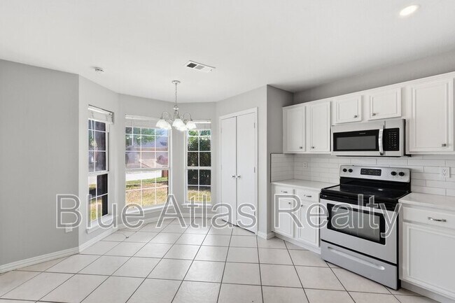 Foto del edificio - 1012 Waterview Dr