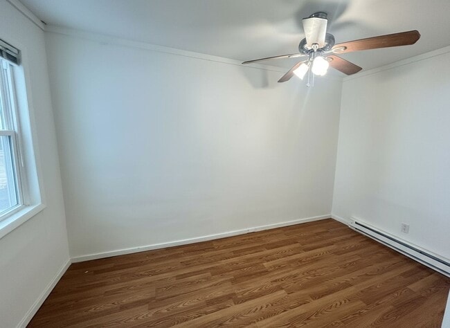 Building Photo - Charming 2-bedroom, 1-bathroom