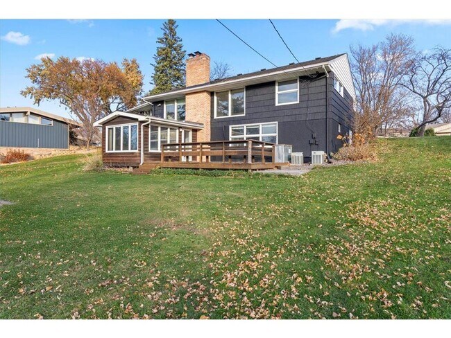 Foto del edificio - 5528 Merritt Cir