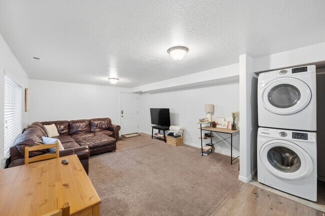 Foto del edificio - 86 E Rose Way