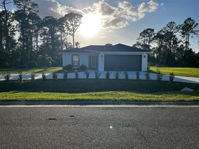 Foto del edificio - 5511 Ponce De Leon Blvd