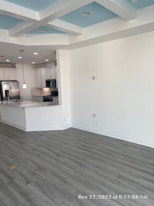 Building Photo - 1696 Shoreside Dr