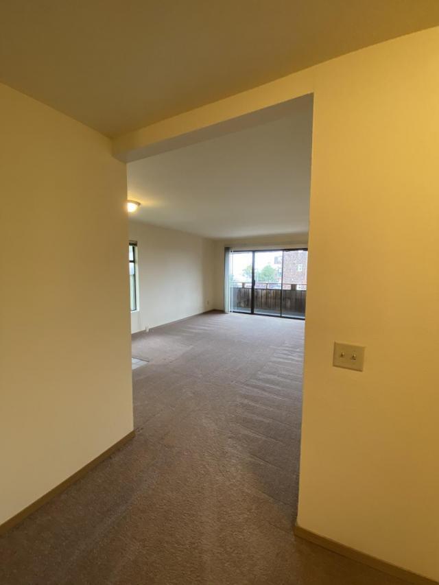 Foto del edificio - 2 bedroom in Seattle WA 98116