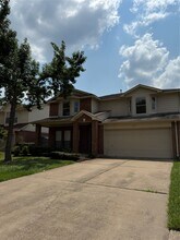 Building Photo - 17011 Macleish Dr