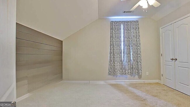 Foto del edificio - 2717 Mt Carmel Rd