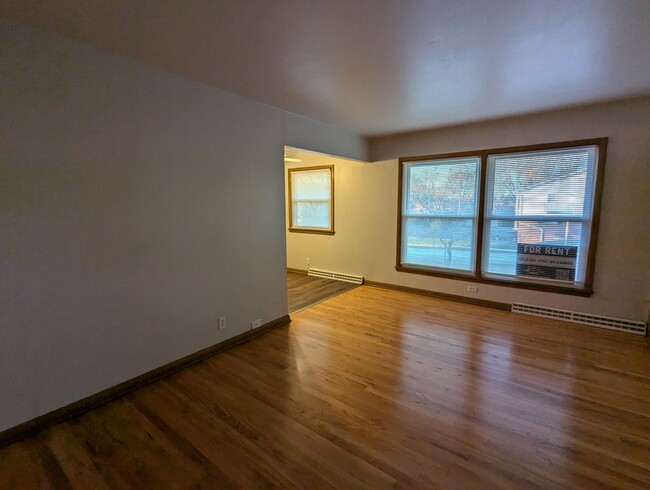 Foto del edificio - Apply Today! Beautiful West Morgan Ave 2 B...