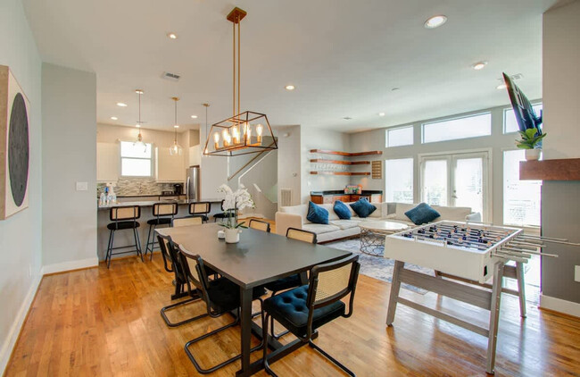Foto del edificio - 5336 Darling St