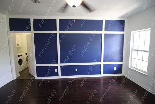 Building Photo - 114 Cattail Ln