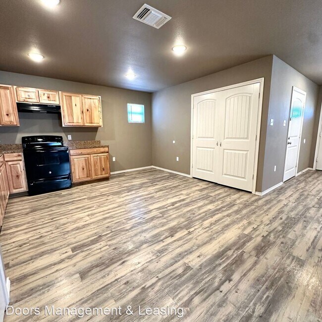 Foto del edificio - 3 br, 2 bath House - 1304 East 15th Street