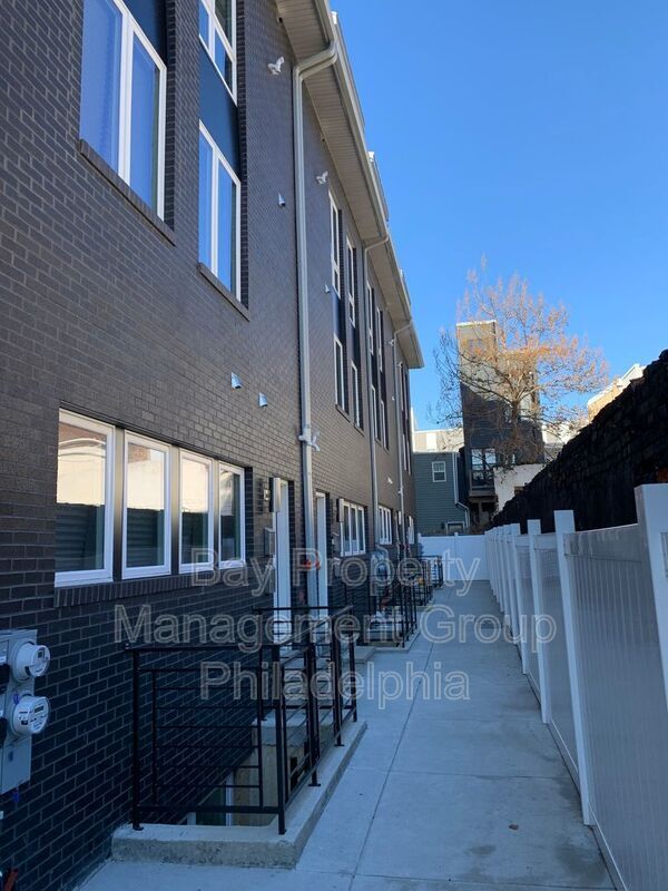 Foto del edificio - 1224 N 26th St