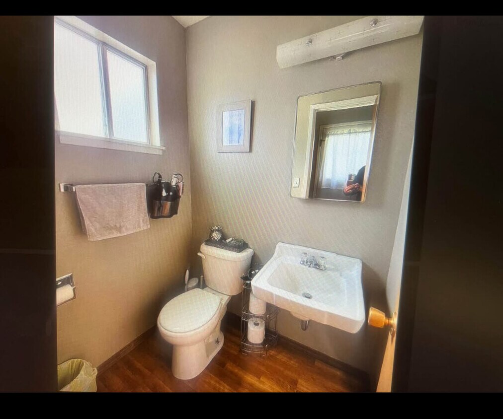Foto principal - 1103 Carriage Square Dr