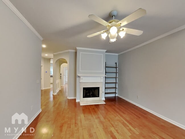 Building Photo - 2314 Longcourt Wy